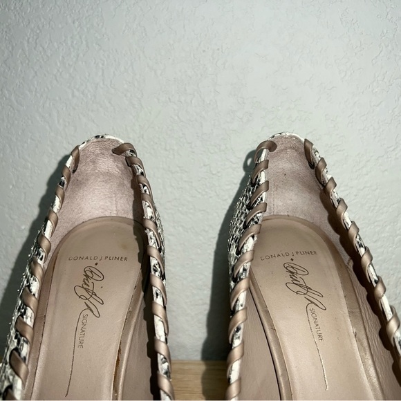 Donald Pliner signature python print leather shoes 6 - Picture 11 of 11